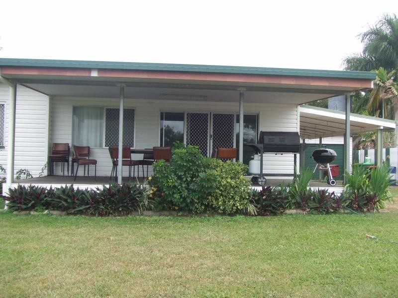 50 Fourth Street, Home Hill QLD 4806