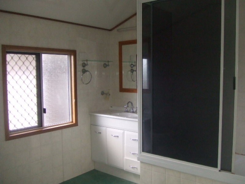 50 Fourth Street, Home Hill QLD 4806