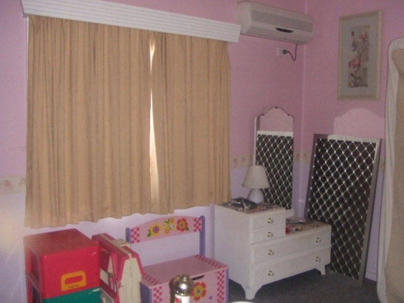 50 Fourth Street, Home Hill QLD 4806