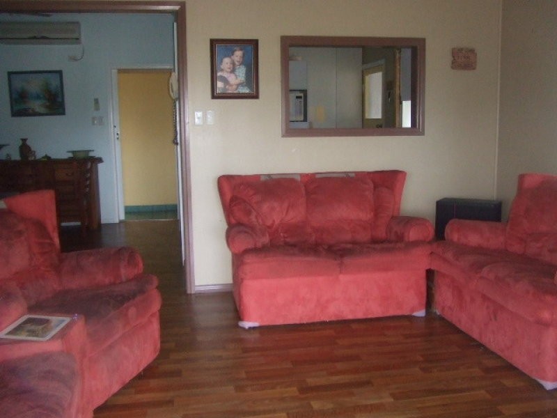 50 Fourth Street, Home Hill QLD 4806