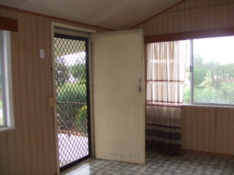 36 Fifth Avenue, Home Hill QLD 4806