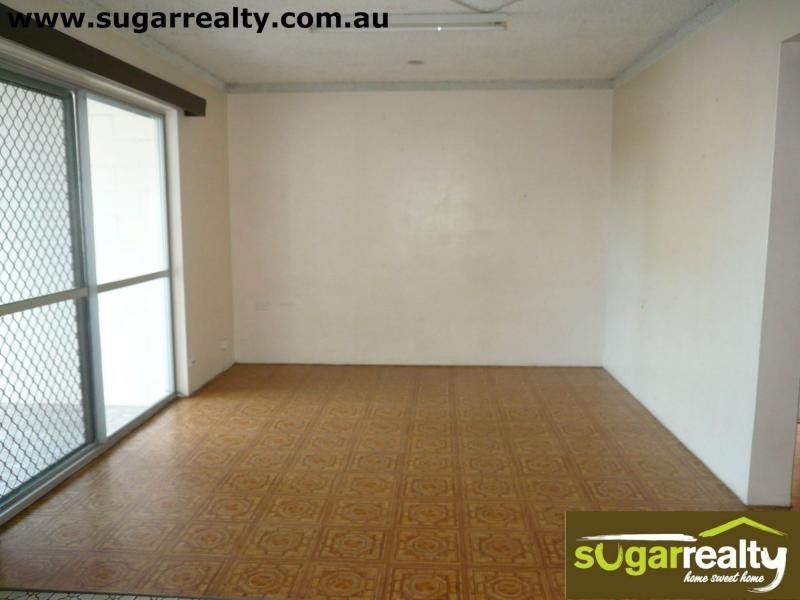 Unit 5/9 Queen Street, Ayr QLD 4807