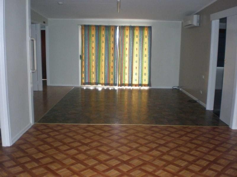 9 Grey Street, Ayr QLD 4807