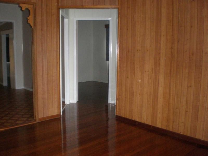 9 Grey Street, Ayr QLD 4807