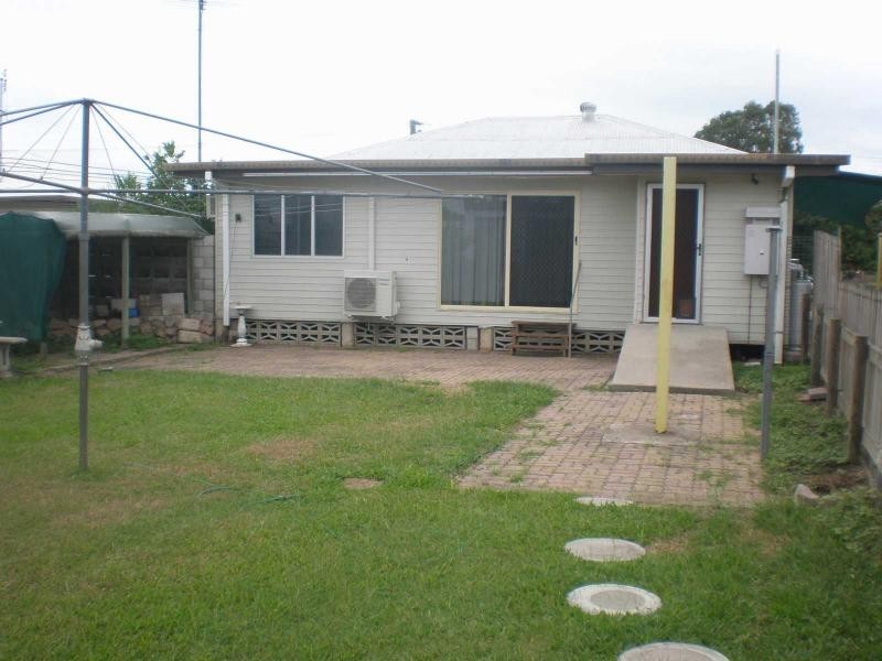 9 Grey Street, Ayr QLD 4807