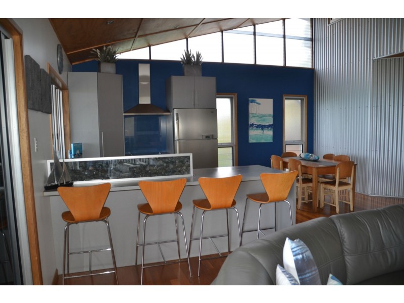 Hideaway Bay QLD 4800