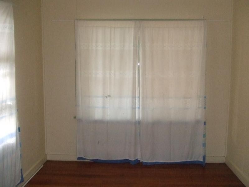 22 Nelson Street, Clare QLD 4807