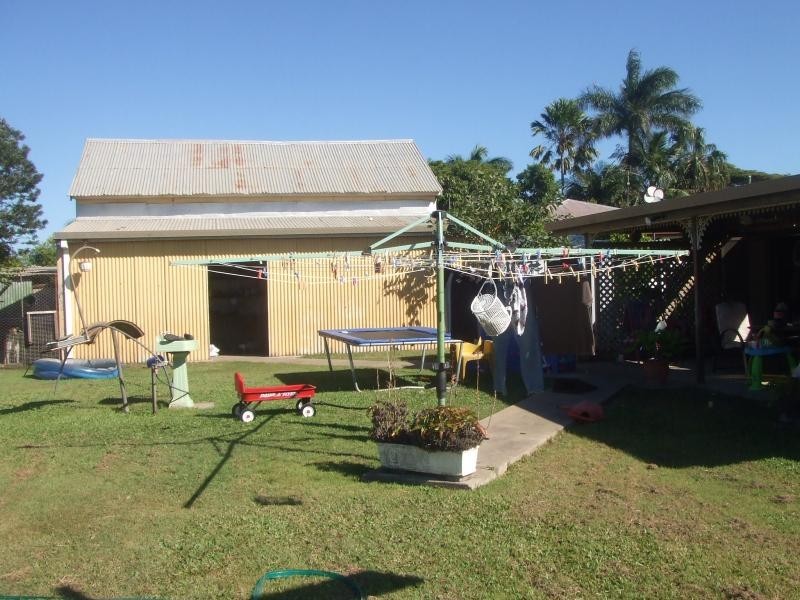 Jarvisfield QLD 4807