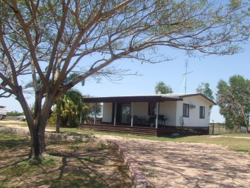 55 Plantation Avenue, Horseshoe Lagoon QLD 4809