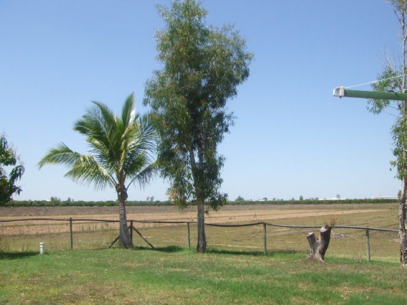 55 Plantation Avenue, Horseshoe Lagoon QLD 4809