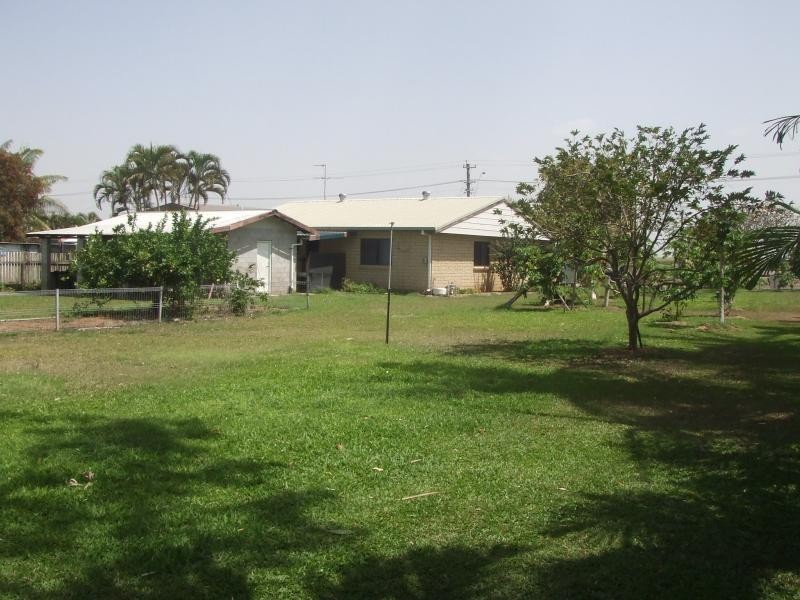 63 Seventh Avenue, Home Hill QLD 4806