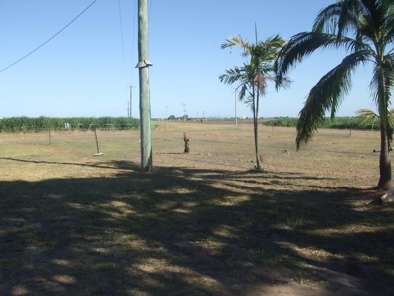 21 Sexton Highway, Brandon QLD 4808