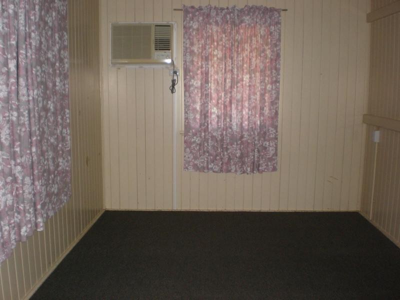 127 Mackenzie Street, Ayr QLD 4807