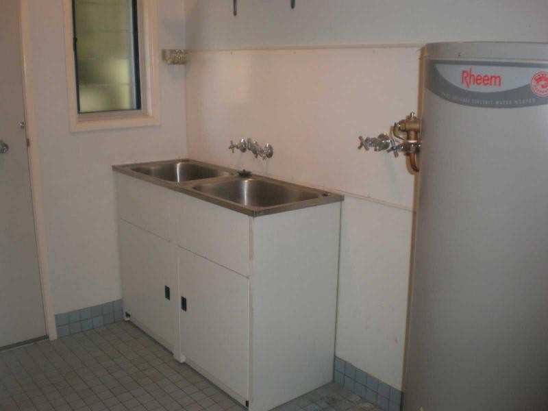 8 Searle Court, Ayr QLD 4807