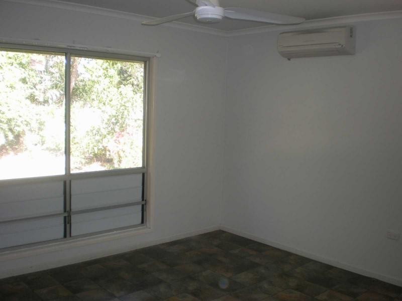 8 Searle Court, Ayr QLD 4807