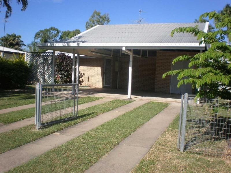 8 Searle Court, Ayr QLD 4807