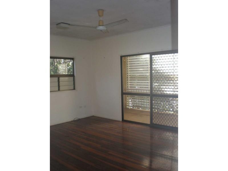 62 Ross Street, Ayr QLD 4807