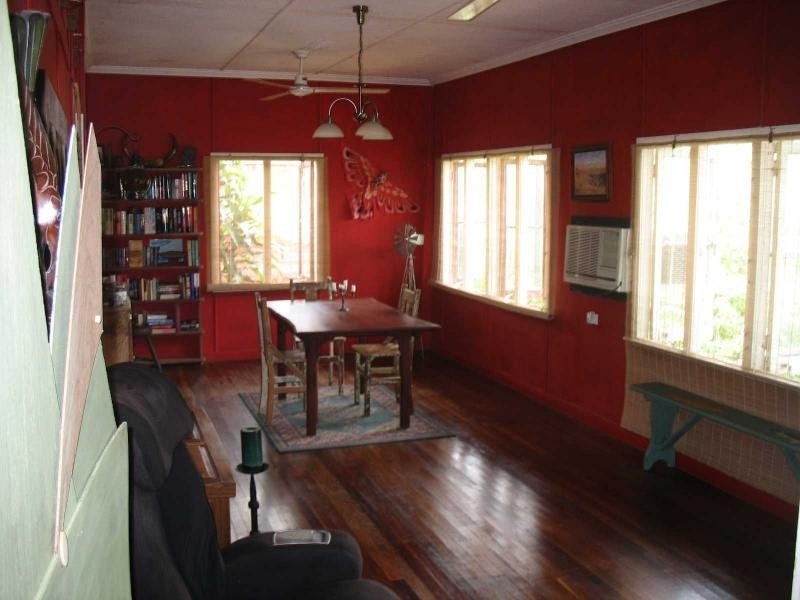 Dalbeg QLD 4807