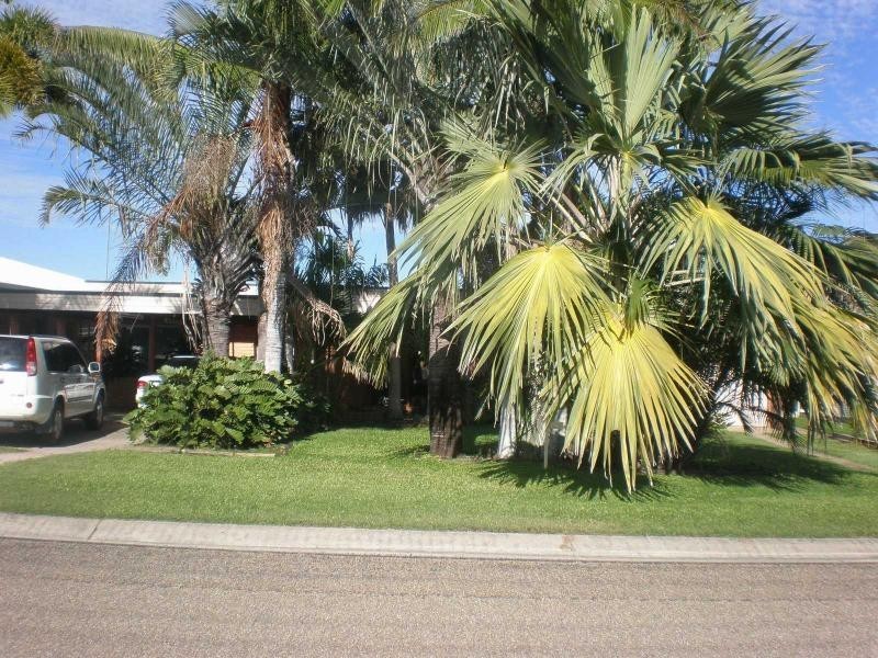 14 Hayes Street, Ayr QLD 4807