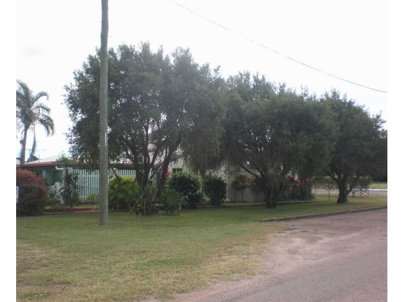 112 Fourteenth Avenue, Home Hill QLD 4806