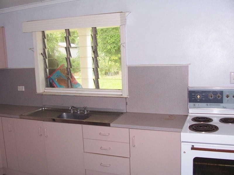 71 Third Avenue, Home Hill QLD 4806