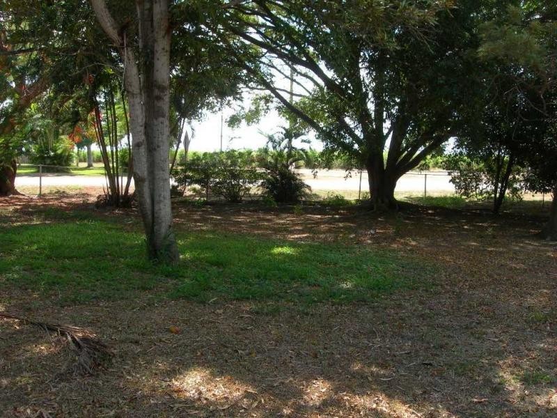 13 Sutcliffe Street, Ayr QLD 4807