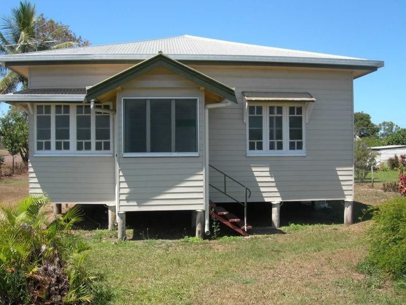 2 Ann Street, Ayr QLD 4807