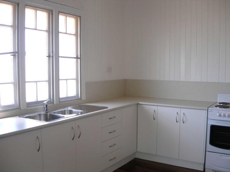 2 Ann Street, Ayr QLD 4807