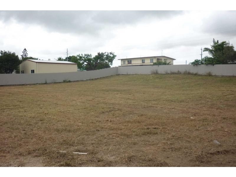 L3 / 57 Old Clare Road, Ayr QLD 4807