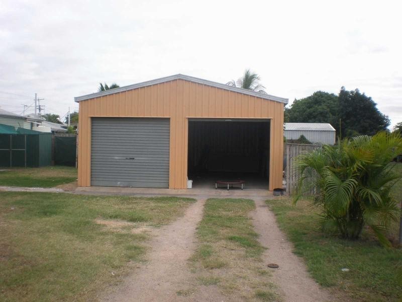 13 Ninth Avenue, Home Hill QLD 4806