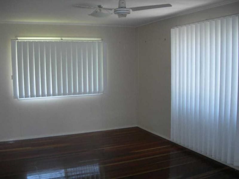 19 Moss Street, Ayr QLD 4807