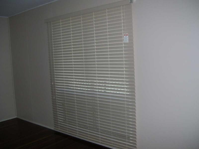 19 Moss Street, Ayr QLD 4807