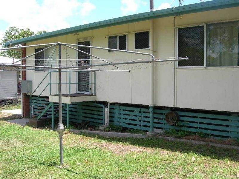 19 Moss Street, Ayr QLD 4807
