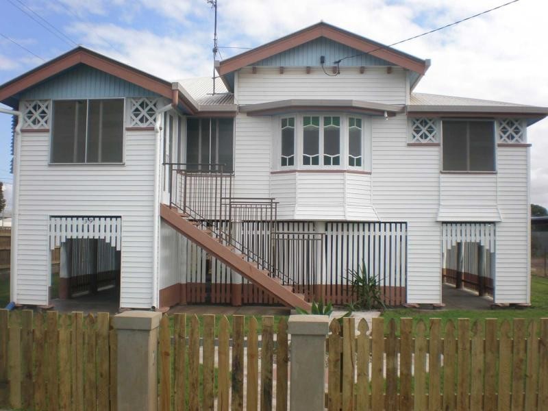 39 Wickham Street, Ayr QLD 4807