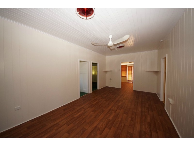 32 Mary Street, Ayr QLD 4807