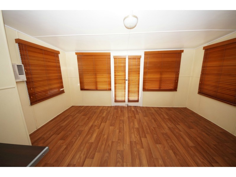 32 Mary Street, Ayr QLD 4807