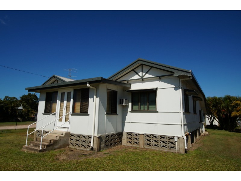 32 Mary Street, Ayr QLD 4807
