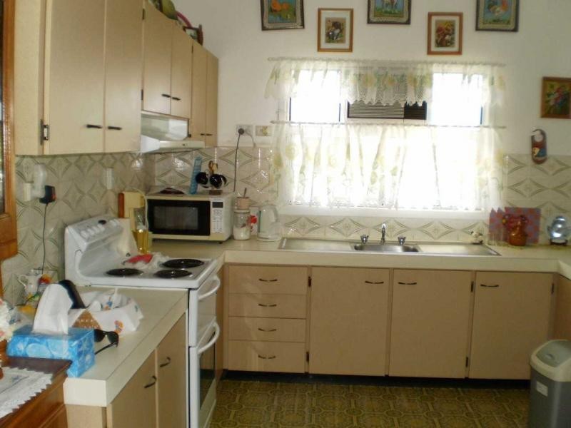 8 Ahern Street, Ayr QLD 4807