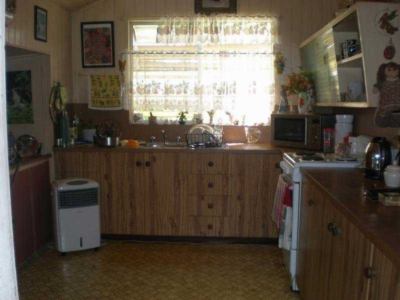 54 Munro Street, Ayr QLD 4807