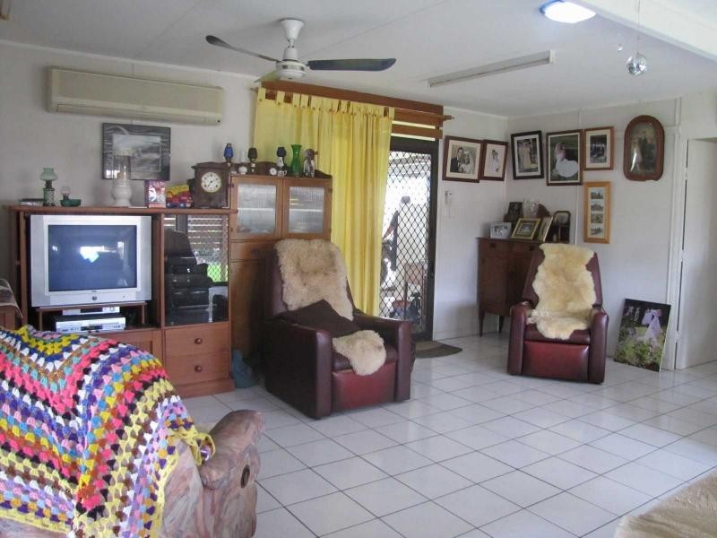 6 Home Hill Road, Ayr QLD 4807