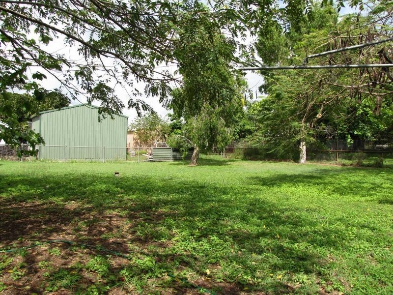 25 Dennis Street, Ayr QLD 4807