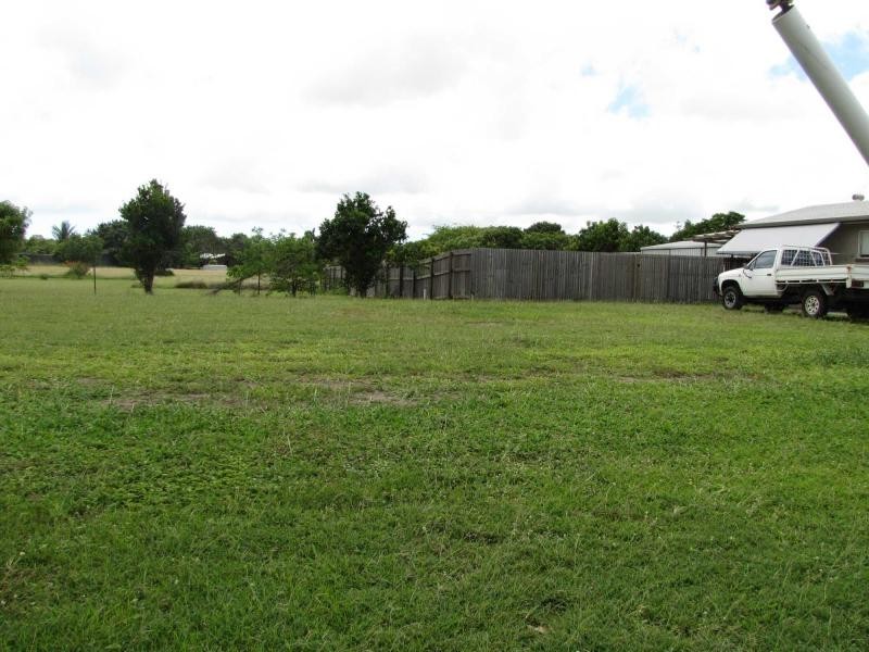 4 Lisa Drive, Ayr QLD 4807