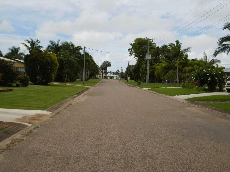 13a Lisa Drive, LISA DRIVE, Ayr QLD 4807