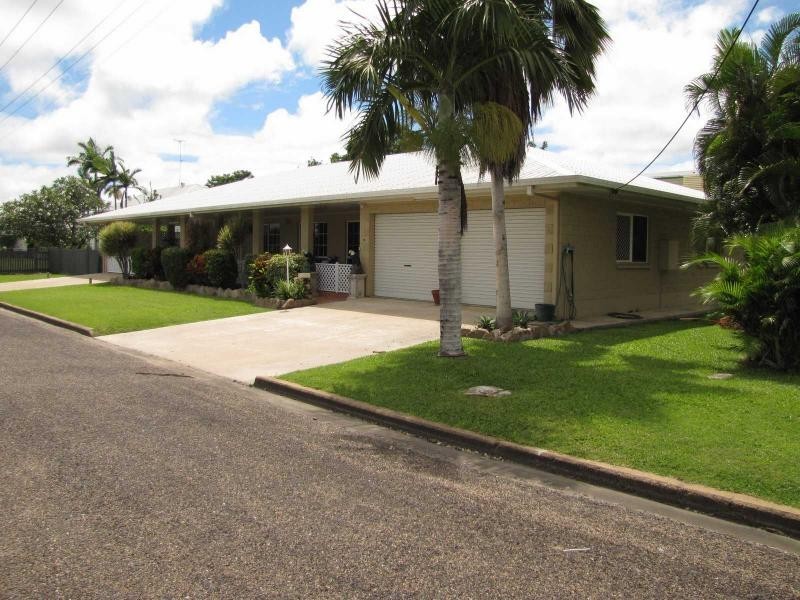 43 Fourteenth Street, Home Hill QLD 4806