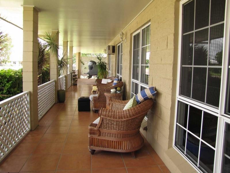 43 Fourteenth Street, Home Hill QLD 4806