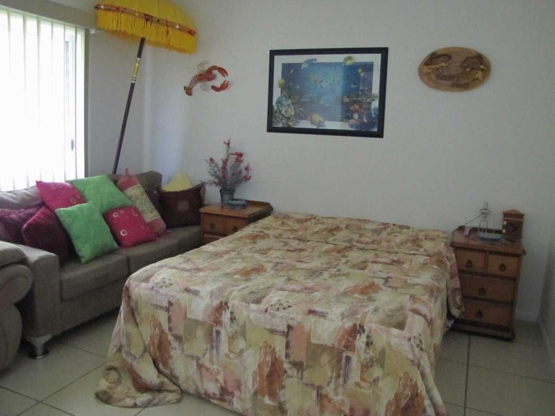 43 Fourteenth Street, Home Hill QLD 4806