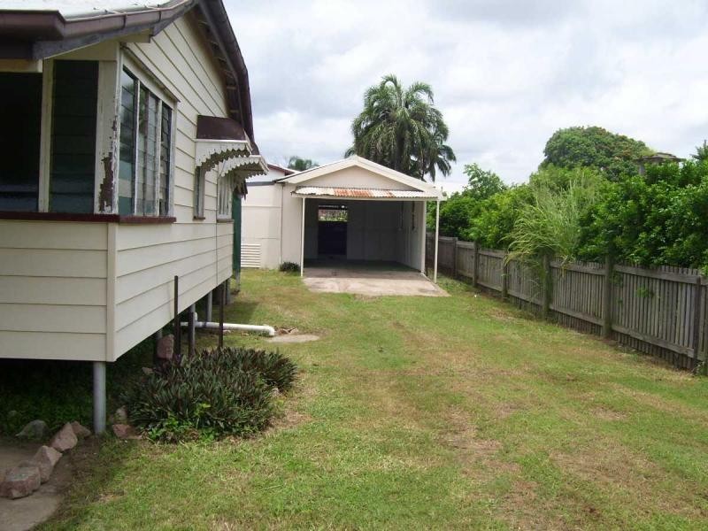 27 Munro Street, Ayr QLD 4807