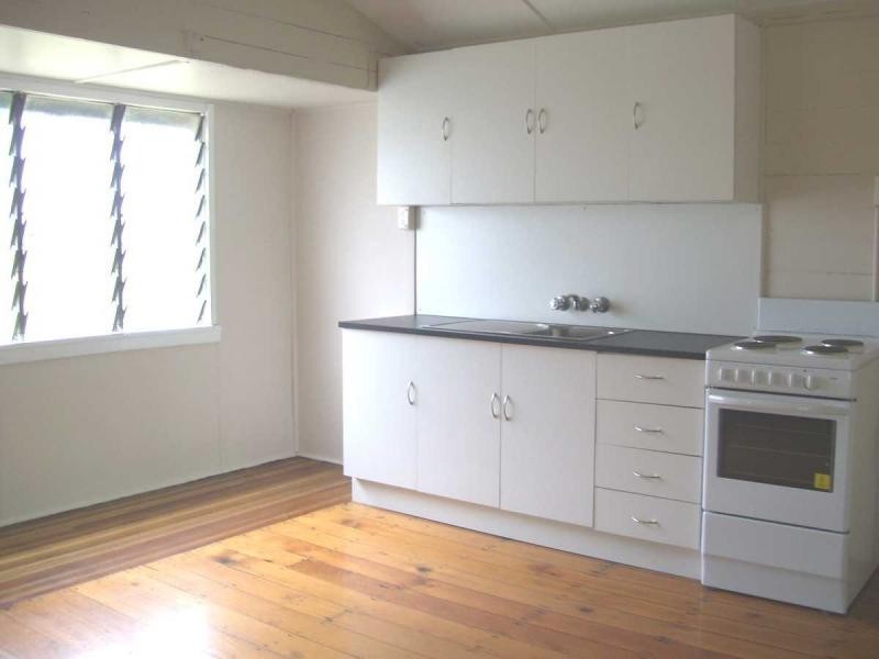 27 Munro Street, Ayr QLD 4807