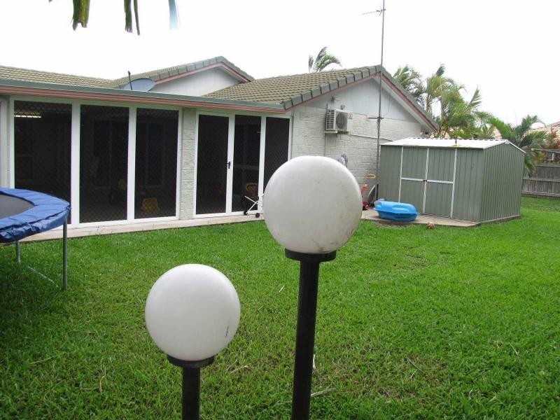 37 Laurence Crescent, Ayr QLD 4807