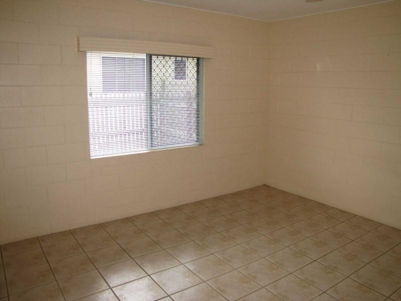 Unit 5/92 Mackenzie Street, Ayr QLD 4807